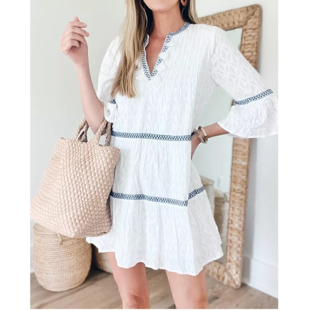 TOMMY BAHAMA Embroidered Tiered Cotton Cover-Up Dress in White Size X-Small